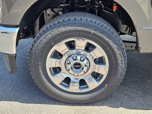 New 2026 Ford F250 Lariat w/ Chrome Package AWD/4WD image 17