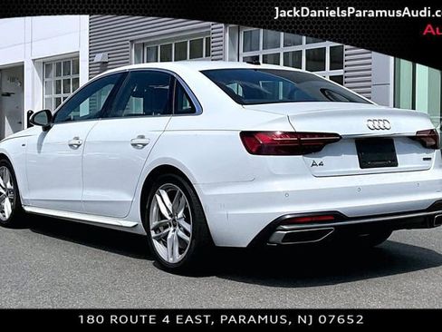 Used 2023 Audi A4 2.0T Premium w/ Convenience Package image 10
