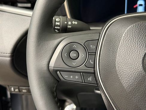 Certified 2026 Toyota Corolla Cross XLE w/ Convenience Package image 25