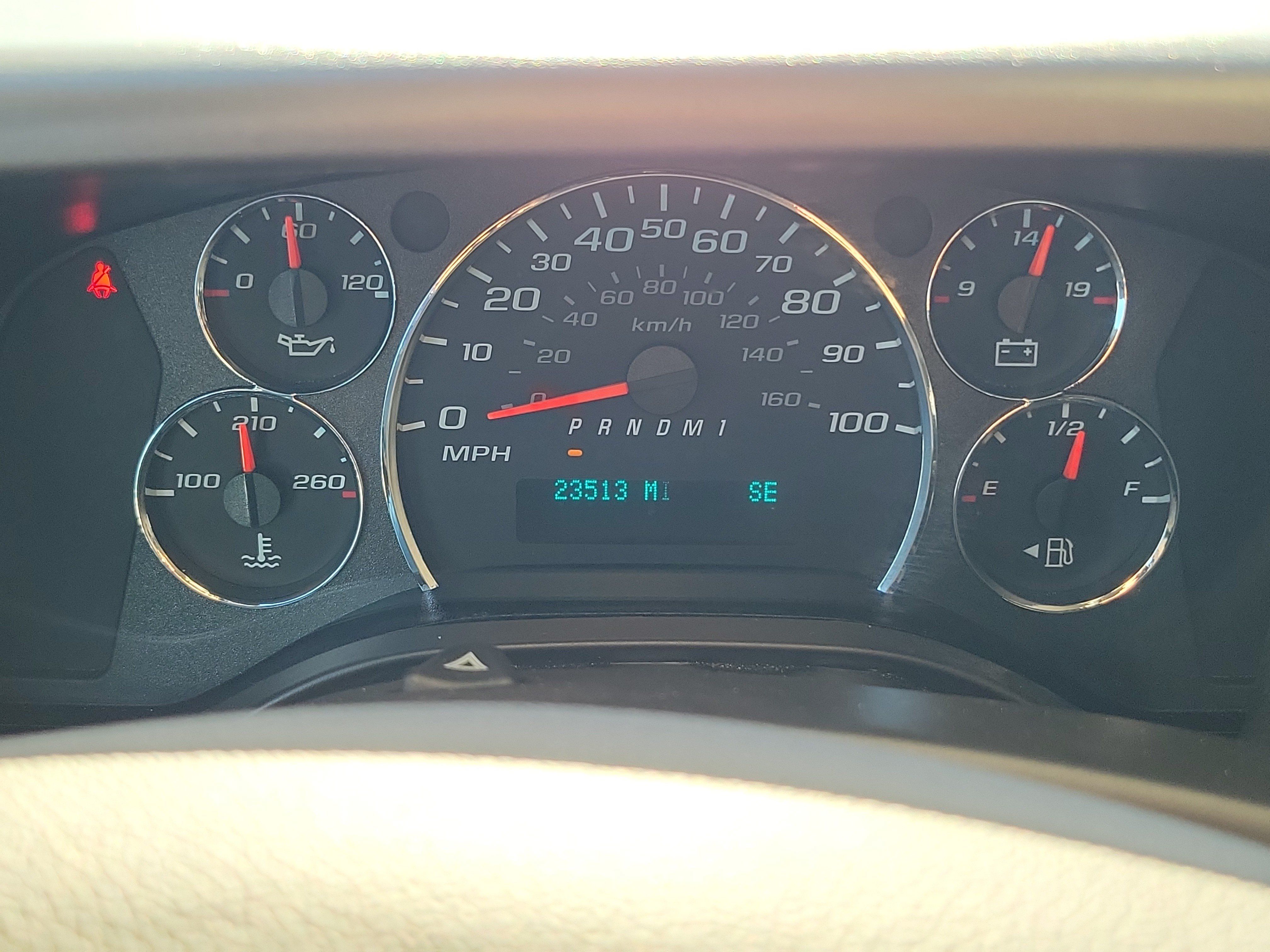 Used 2025 Chevrolet Express 2500 Extended w/ Driver Convenience Package RWD image 21
