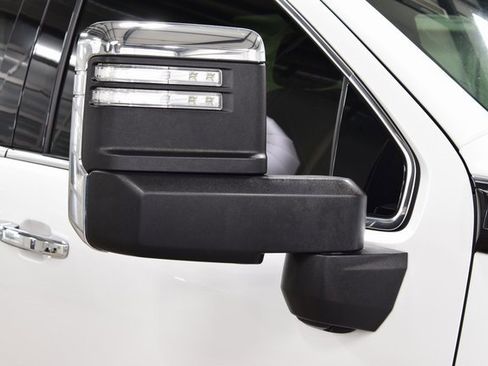 Used 2024 GMC Sierra 3500 Denali Ultimate image 19