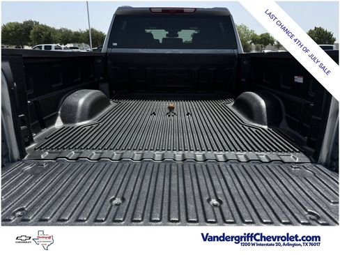 Certified 2025 Chevrolet Silverado 3500 LT w/ Safety Package AWD/4WD image 29