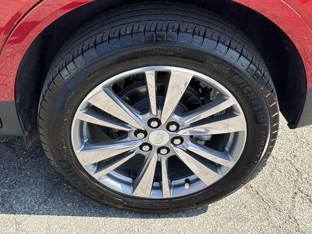 Used 2025 Cadillac XT5 Premium Luxury w/ Technology Package AWD/4WD image 31