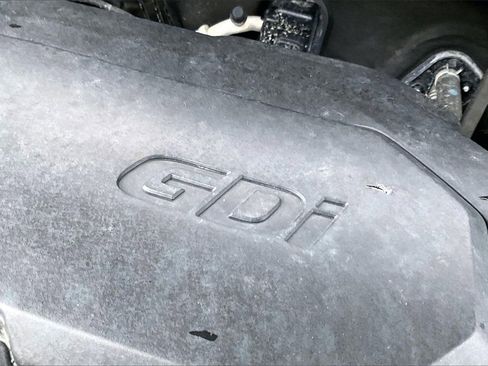 Used 2019 Kia Sorento LX image 29