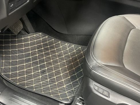 Used 2025 MAZDA CX-5 AWD 2.5 S w/ Preferred Package image 17