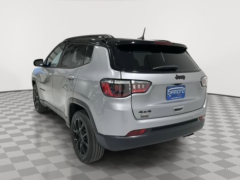 Used 2022 Jeep Compass Altitude image 3