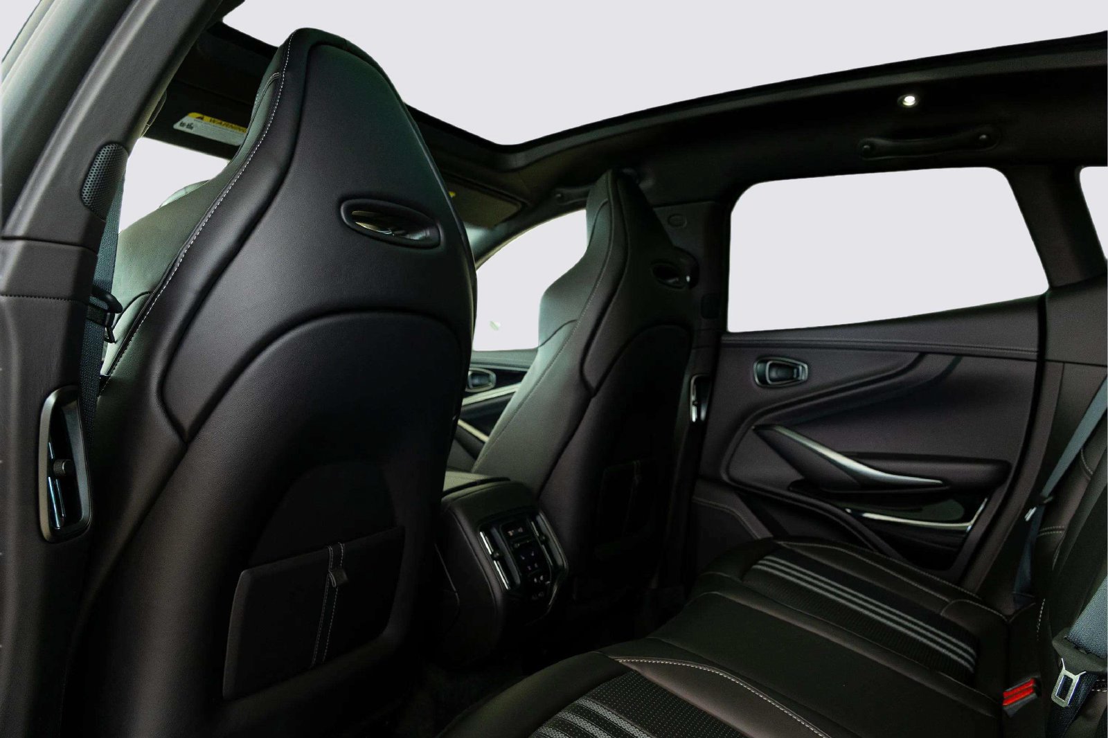 New 2026 Aston Martin DBX 707 AWD/4WD image 36