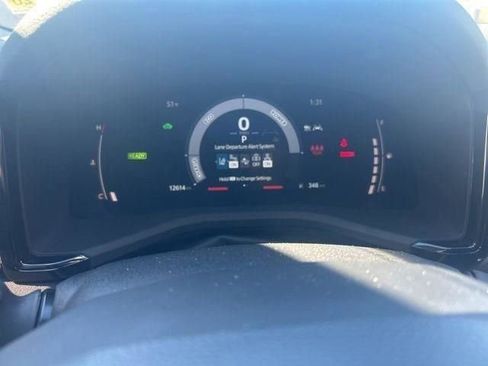 Used 2025 Toyota Camry LE image 35