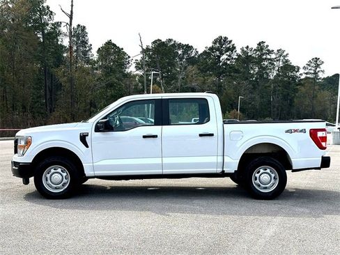 Used 2022 Ford F150 XL w/ Trailer Tow Package image 5