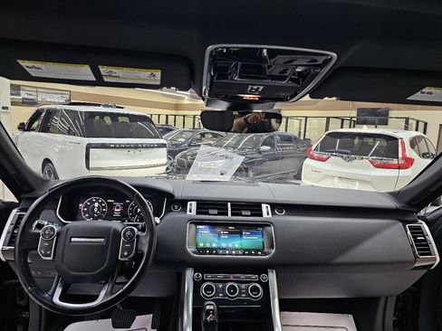 Used 2017 Land Rover Range Rover Sport HSE AWD/4WD image 29