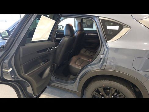 New 2025 MAZDA CX-5 Carbon Edition image 42