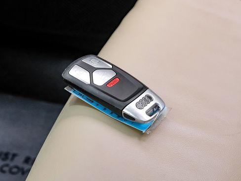 Used 2021 Audi Q5 Prestige w/ Prestige Package image 59