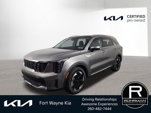 Certified 2026 Kia Sorento EX w/ EX Premium Package image 1