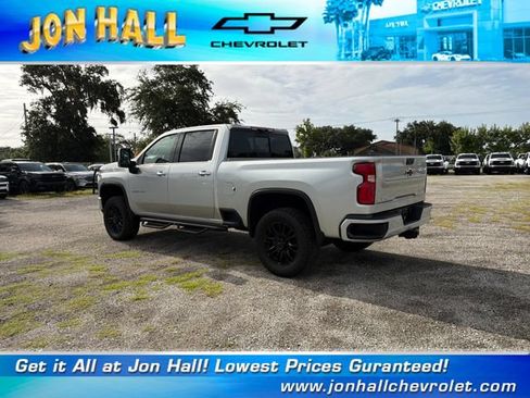 Used 2023 Chevrolet Silverado 2500 High Country w/ Z71 Off-Road Package AWD/4WD image 5