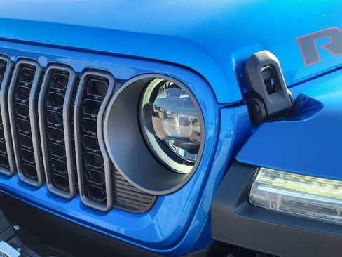 New 2026 Jeep Wrangler Unlimited Rubicon w/ Xtreme 35 Tire Package image 24