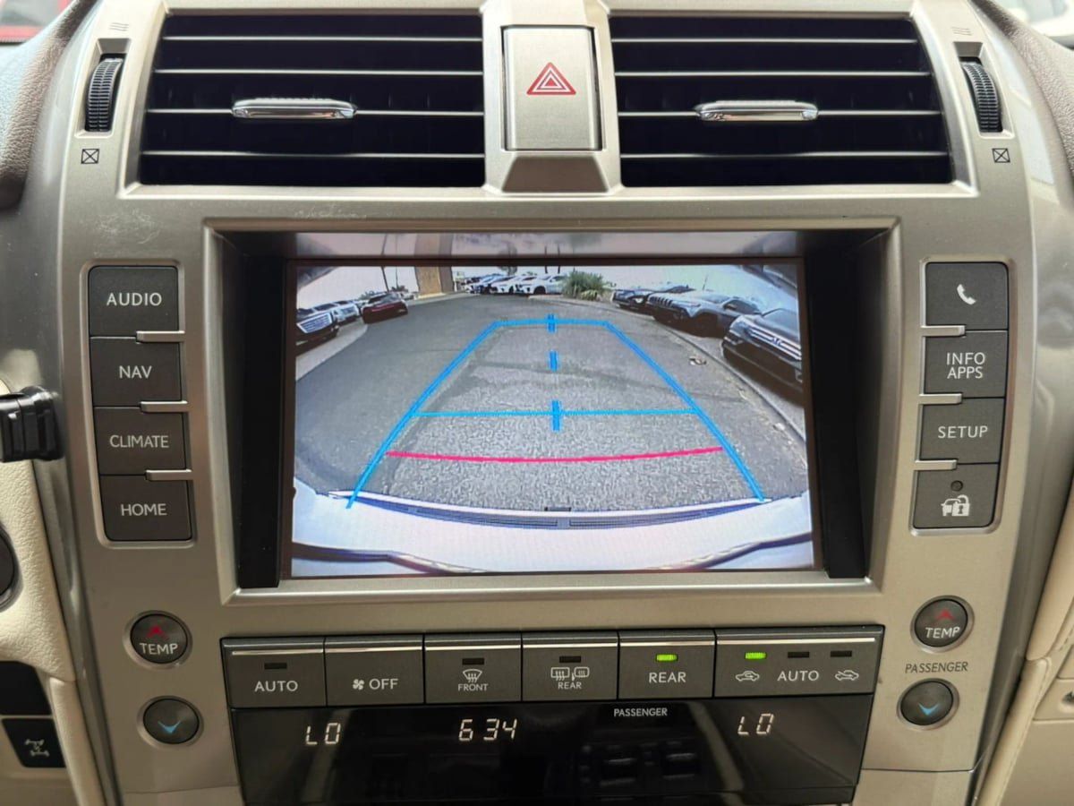 Used 2014 Lexus GX 460 w/ Premium Package AWD/4WD image 57