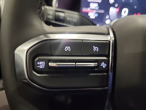 Used 2026 GMC Canyon Elevation w/ Convenience Package image 19