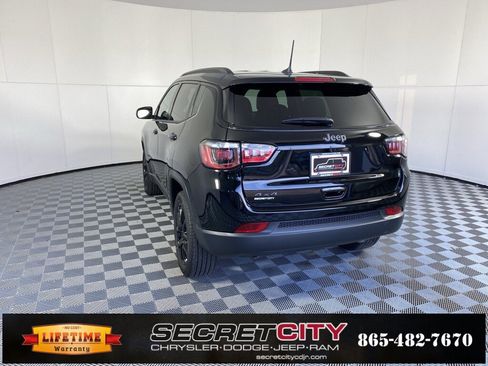 New 2026 Jeep Compass Latitude image 5