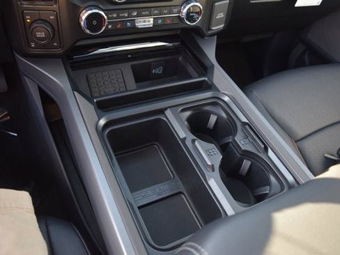 New 2026 Ford F350 Lariat w/ Black Appearance Package image 11