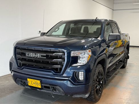 Used 2022 GMC Sierra 1500 Elevation w/ LPO, Elevation Black Package AWD/4WD image 1