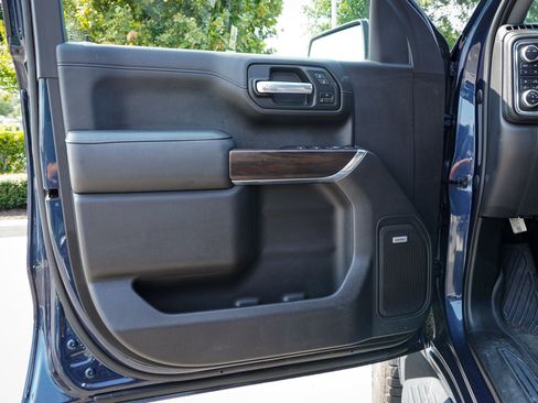 Used 2021 GMC Sierra 1500 SLT w/ SLT Premium Plus Package AWD/4WD image 14