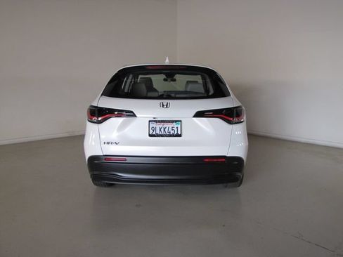 Certified 2024 Honda HR-V LX image 22