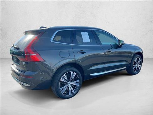 Used 2022 Volvo XC60 T8 Inscription w/ Advanced Package image 5
