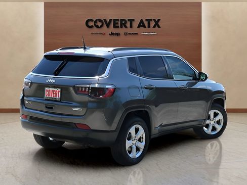 Used 2021 Jeep Compass Latitude w/ Driver Assistance Group AWD/4WD image 5