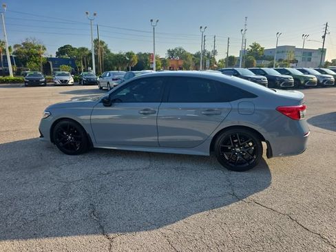 Used 2023 Honda Civic Sport image 6
