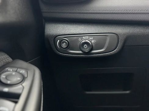 Used 2024 Chevrolet TrailBlazer LT w/ LT Cold Weather Package image 23