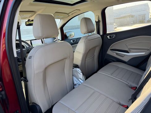Used 2021 Ford EcoSport Titanium FWD image 6