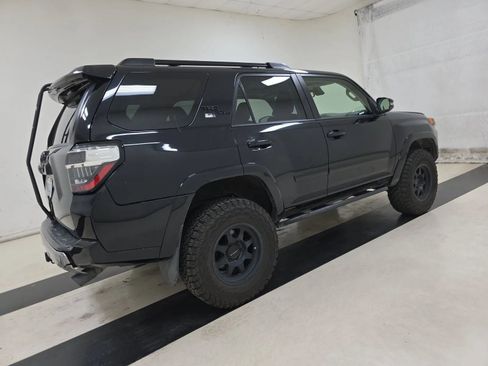 Used 2020 Toyota 4Runner TRD Off-Road Premium w/ Moonroof Package image 4