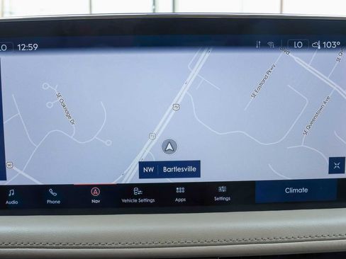 Used 2022 Lincoln Nautilus Reserve AWD/4WD image 30