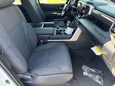New 2026 Toyota Tundra SR5 image 12