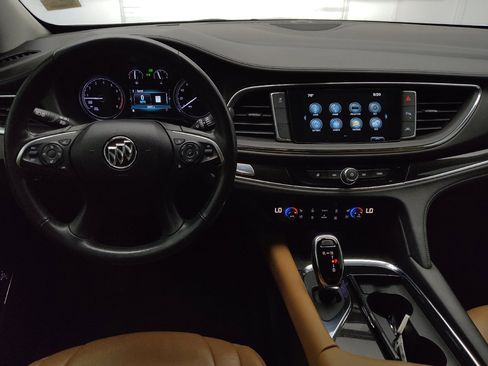 Used 2018 Buick Enclave Premium FWD image 22