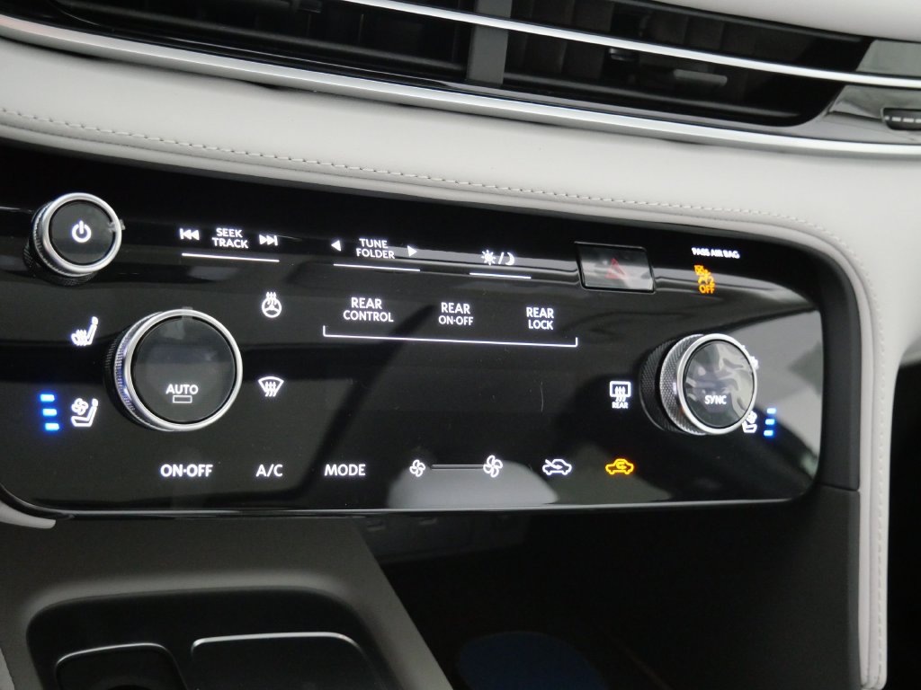 New 2027 INFINITI QX60 Luxe w/ Family Package AWD/4WD image 24