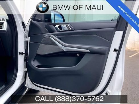 Used 2024 BMW X5 xDrive40i w/ Parking Assistance Package AWD/4WD image 22
