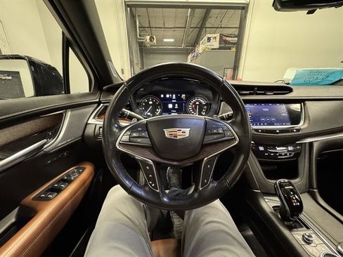 Used 2021 Cadillac XT5 Sportv image 22