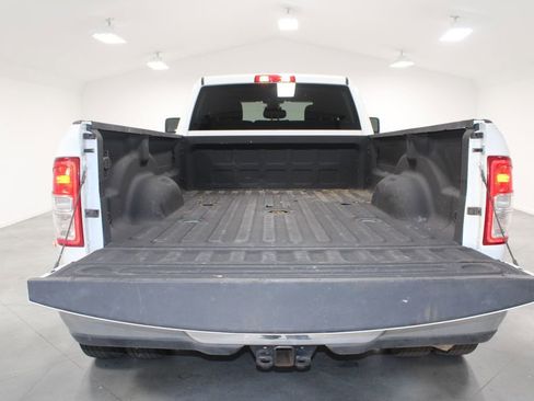 Used 2024 RAM 3500 Big Horn image 17