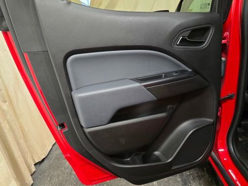 Used 2019 Chevrolet Colorado Z71 image 29