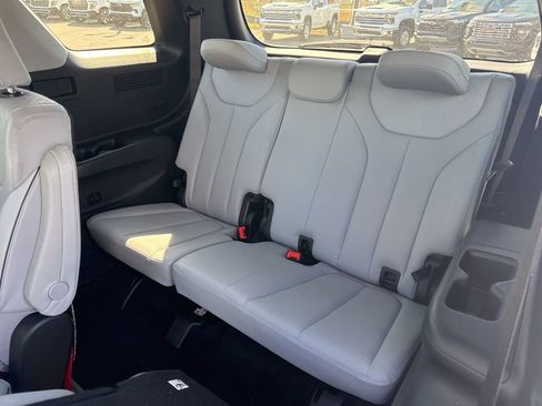 Used 2025 Hyundai Palisade SEL AWD/4WD image 12