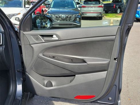 Certified 2021 Hyundai Tucson SE image 43