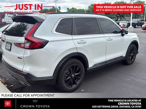 Used 2023 Honda CR-V Sport image 3