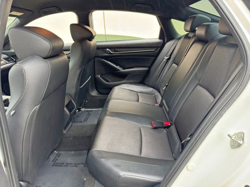 Used 2018 Honda Accord Sport image 35