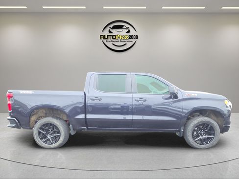 Used 2022 Chevrolet Silverado 1500 LT Trail Boss w/ LT Trail Boss Premium Package AWD/4WD image 8