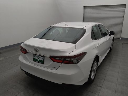 Used 2022 Toyota Camry LE FWD image 7