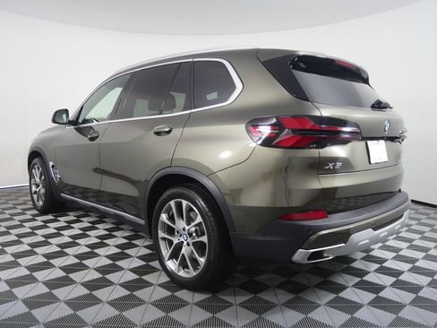 Certified 2026 BMW X5 xDrive40i AWD/4WD image 3