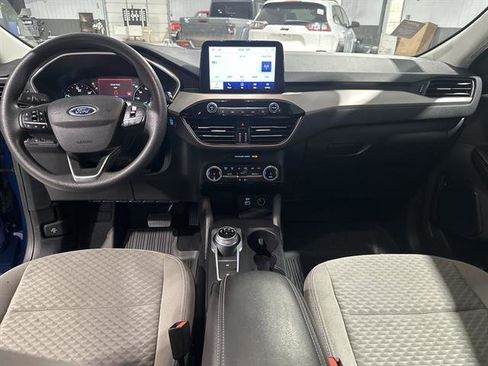 Used 2022 Ford Escape SE image 17