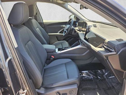 Certified 2025 Audi Q5 Premium w/ Convenience Package AWD/4WD image 26
