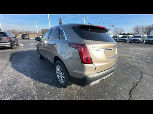 Certified 2023 Cadillac XT5 Premium Luxury image 6